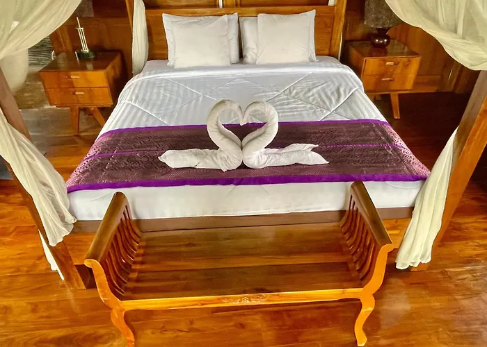 Jane's House & Bedugul Bali ゲストハウス Patjung