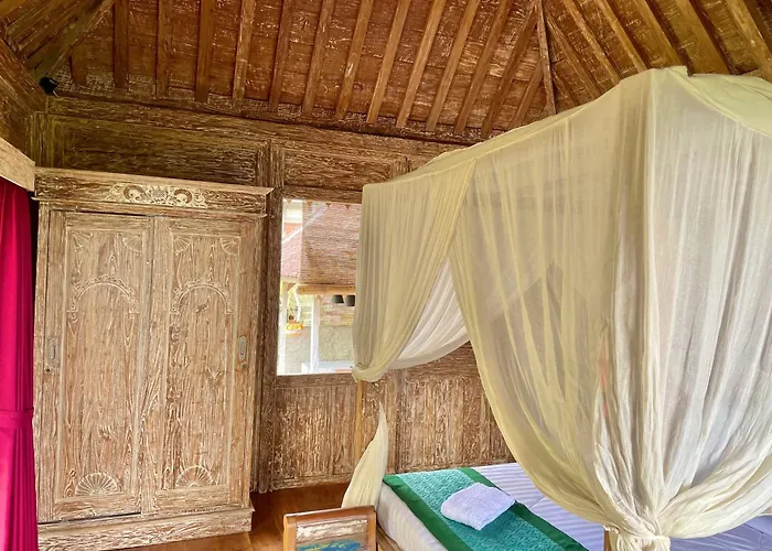 Jane's House & Bedugul Bali