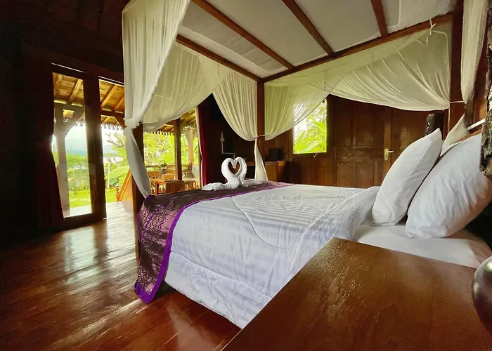Jane's House & Bedugul Bali ゲストハウス 4*