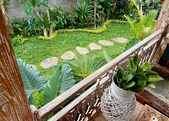 Jane's House & Bedugul Bali