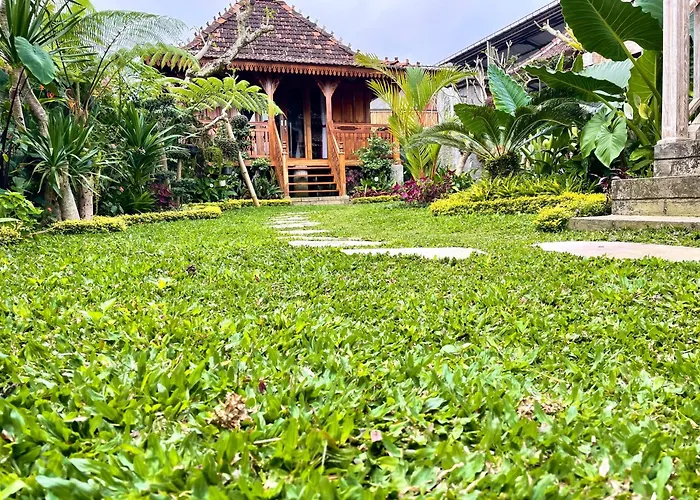 Jane's House & Bedugul Bali 4*