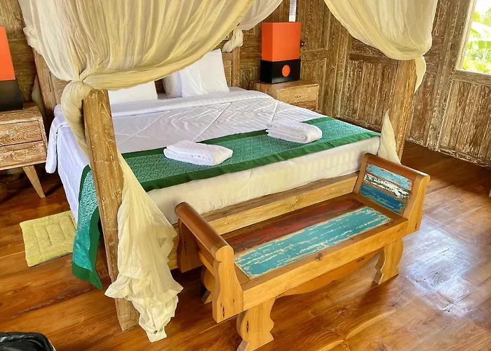 ゲストハウス Jane's House & Bedugul Bali 4*