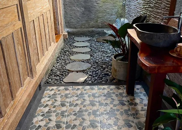 Jane's House & Bedugul Bali 4* Patjung